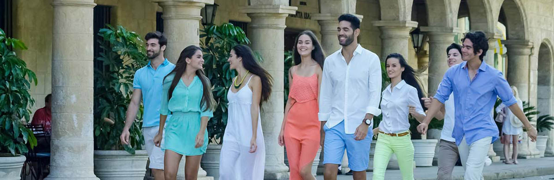 Paseo por la Habana Vieja, Cuba Travel